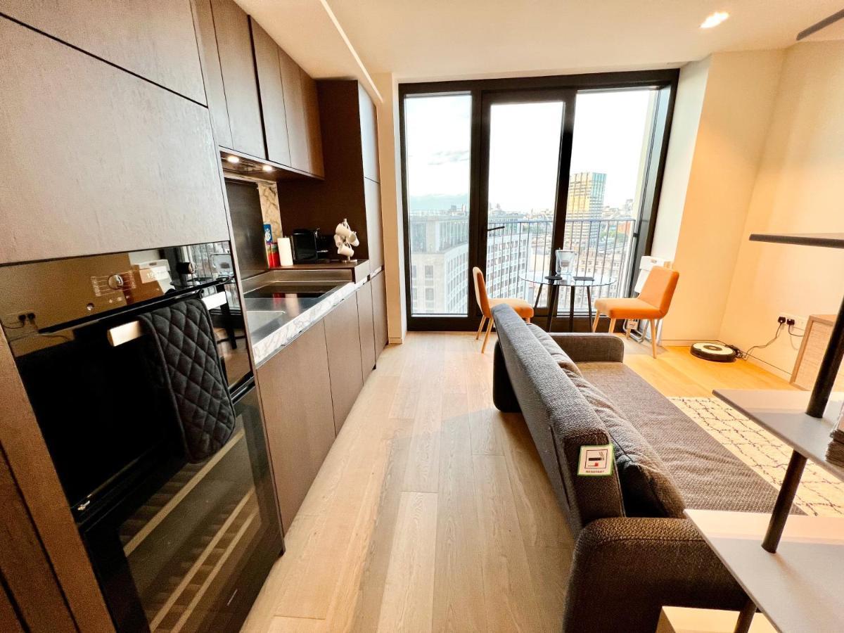 Deluxe Entire Studio Next To Eye & Trafalgar Square Aparthotel Londres